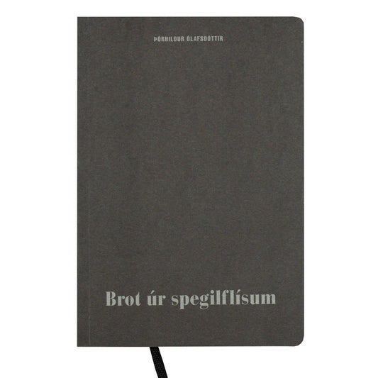 Brot úr spegilflísum eftir Þórhildi Ólafsdóttur